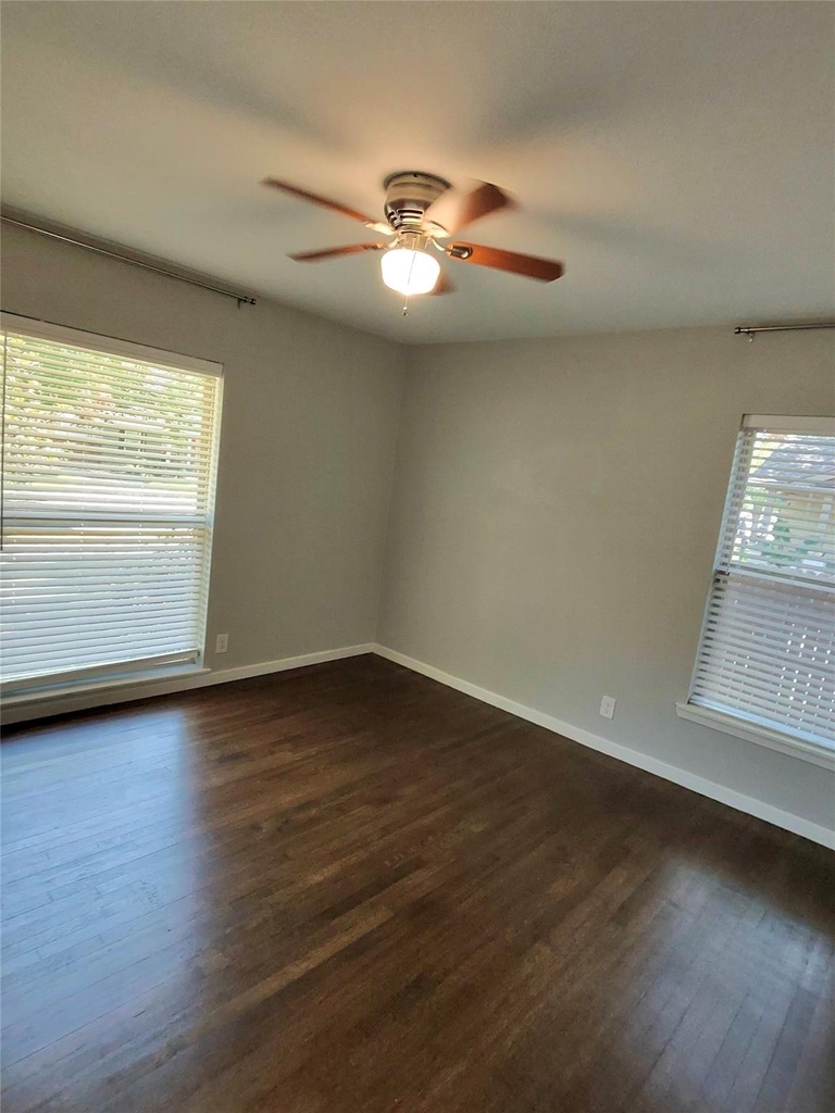 3241 S Edgefield Avenue - Photo 8