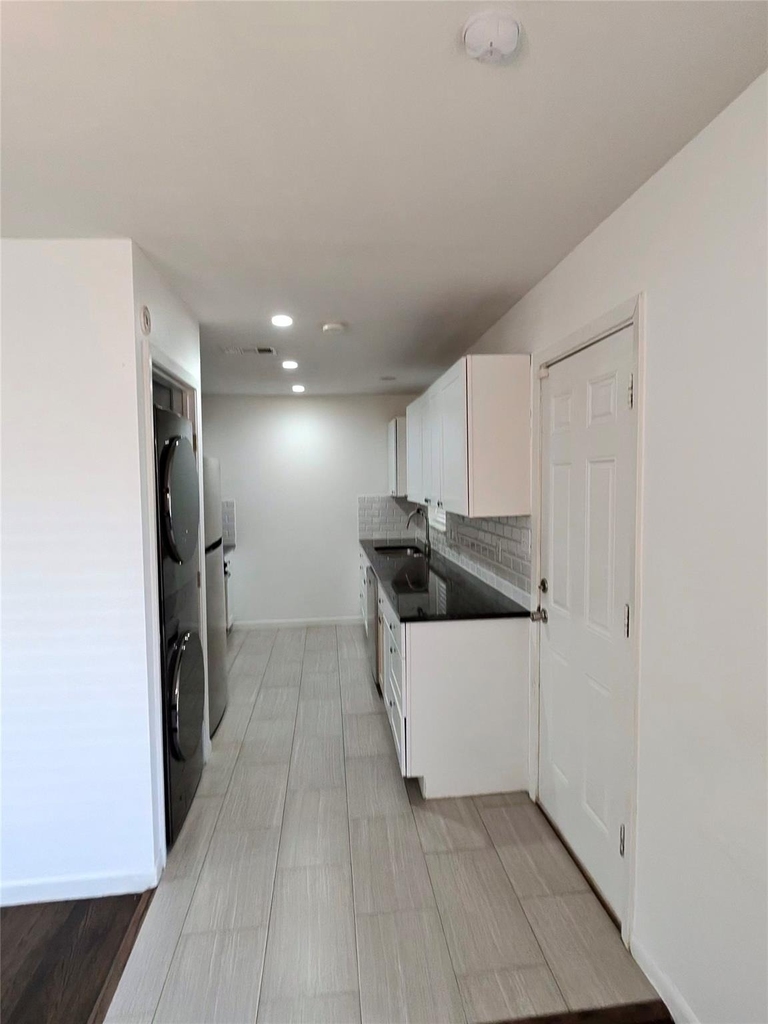 3241 S Edgefield Avenue - Photo 6