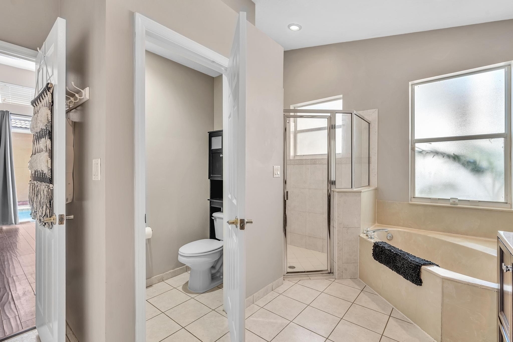 5828 Nw 121st Avenue - Photo 36