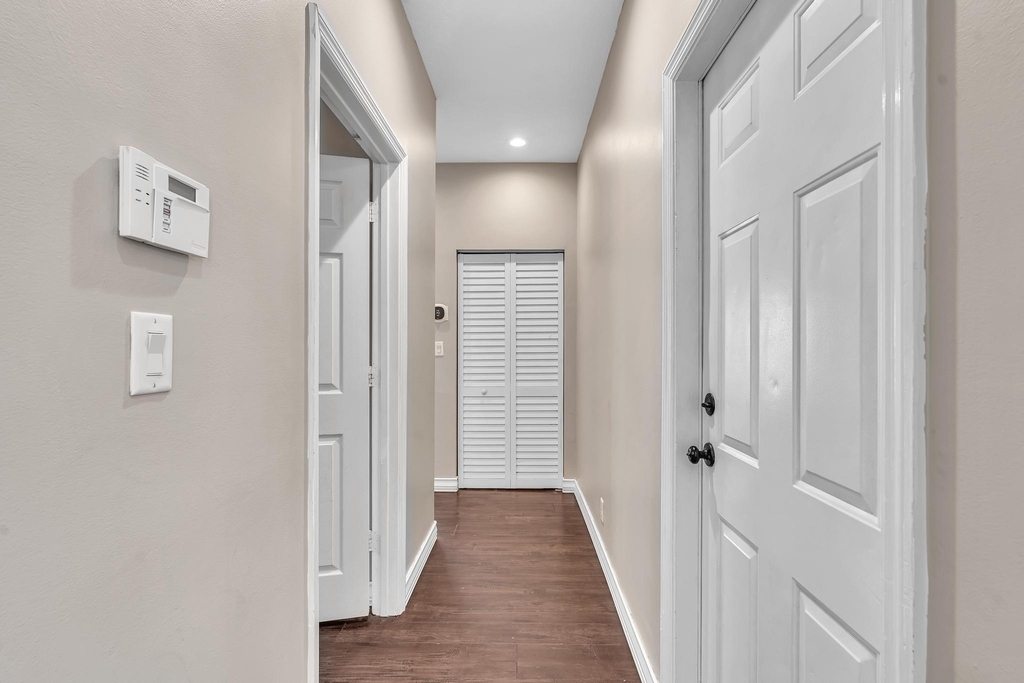 5828 Nw 121st Avenue - Photo 37