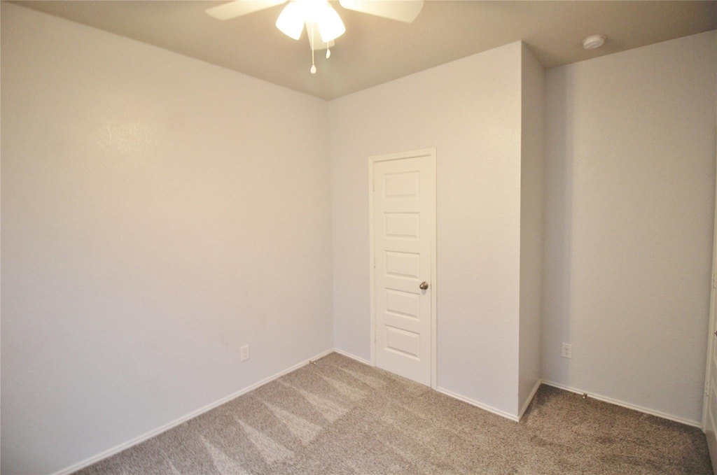 2139 Mossbrook Drive - Photo 19