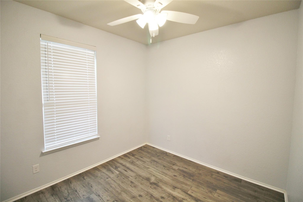 2139 Mossbrook Drive - Photo 16