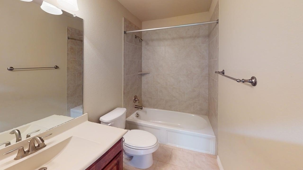 700 Shrewsbury Place - Photo 20