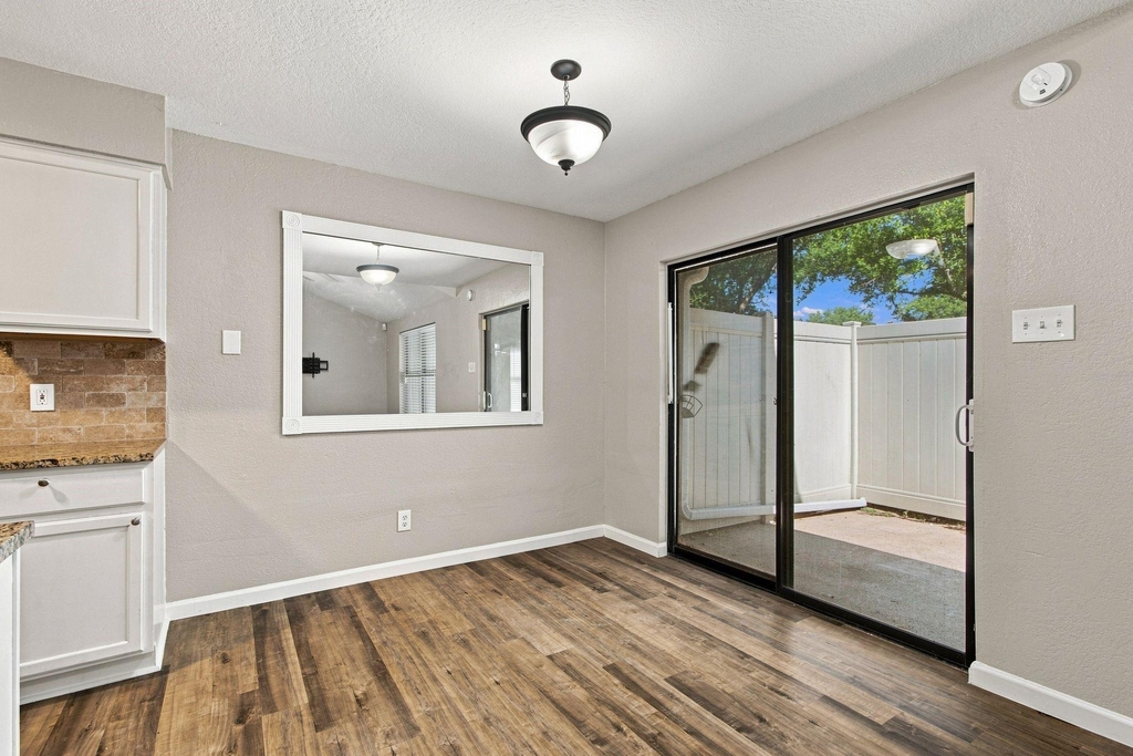 2240 Tarpley Road - Photo 9