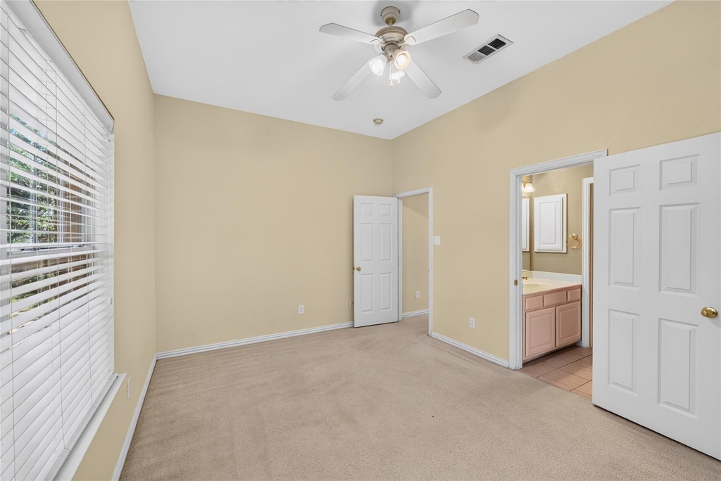 8701 Mandevilla Drive - Photo 32