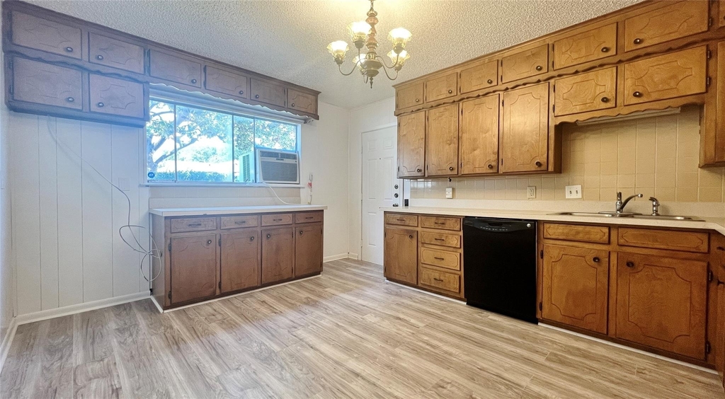 5429 Farnsworth Avenue - Photo 4