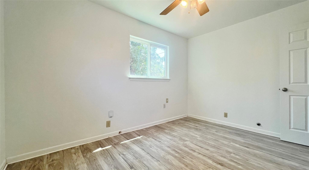 5429 Farnsworth Avenue - Photo 6