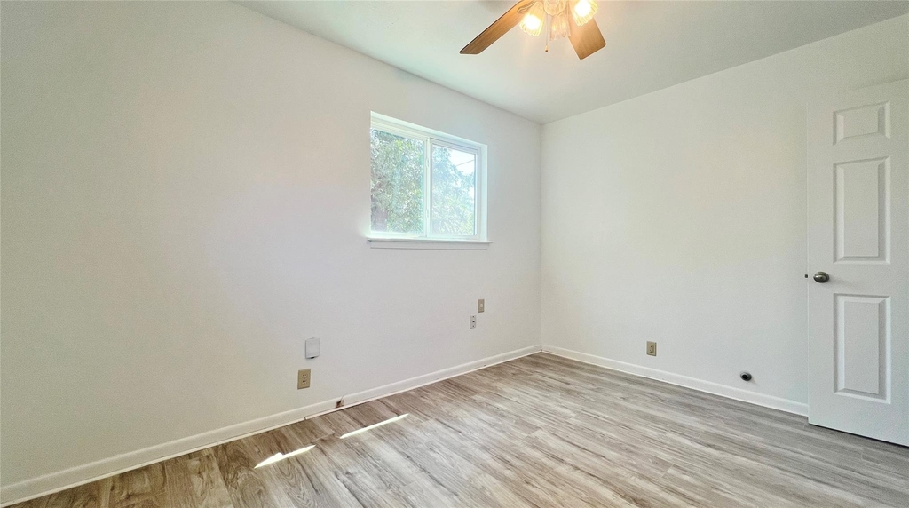5429 Farnsworth Avenue - Photo 11