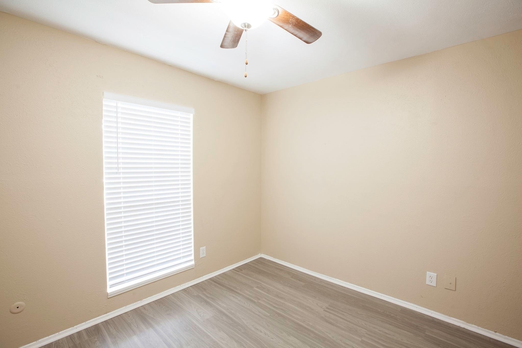 5308 Gates Drive - Photo 16