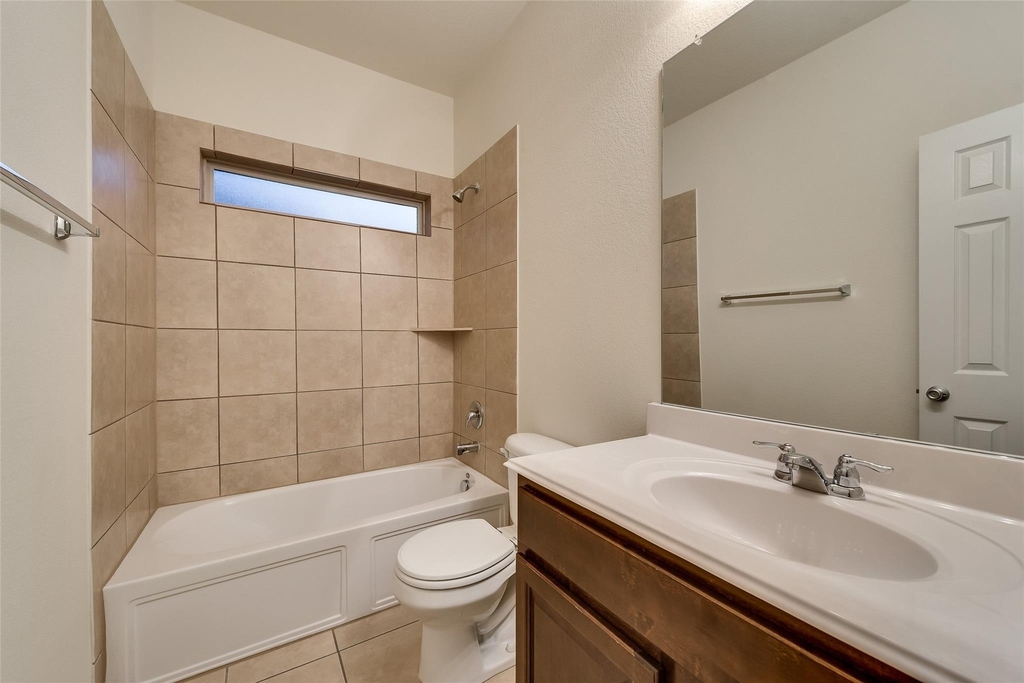 1208 Villa Paloma Boulevard - Photo 4