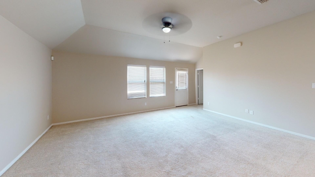 6204 Painswick Drive - Photo 11