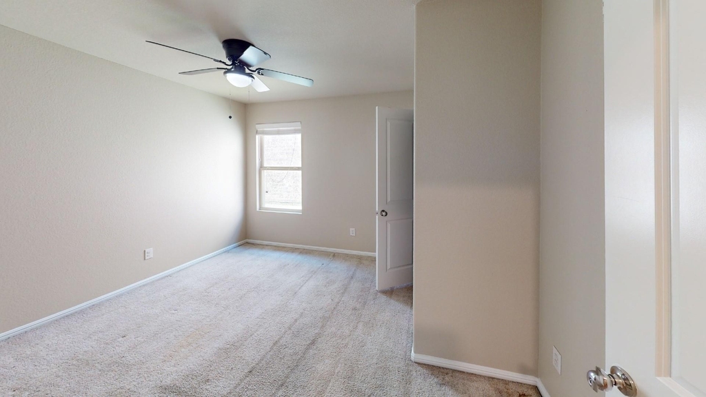 6204 Painswick Drive - Photo 13