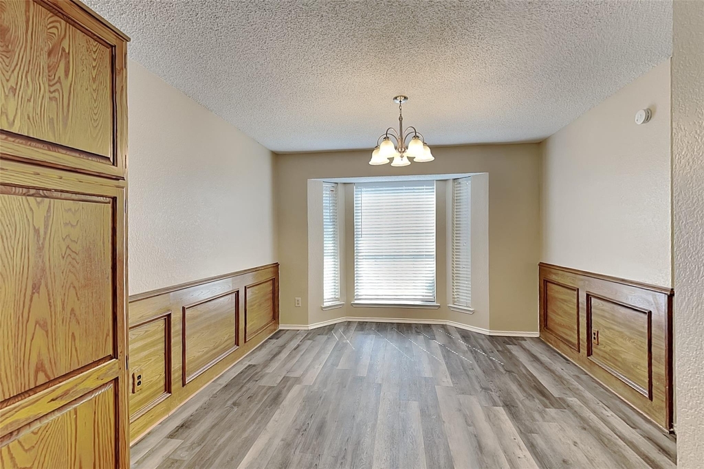 1112 Colony Street - Photo 6