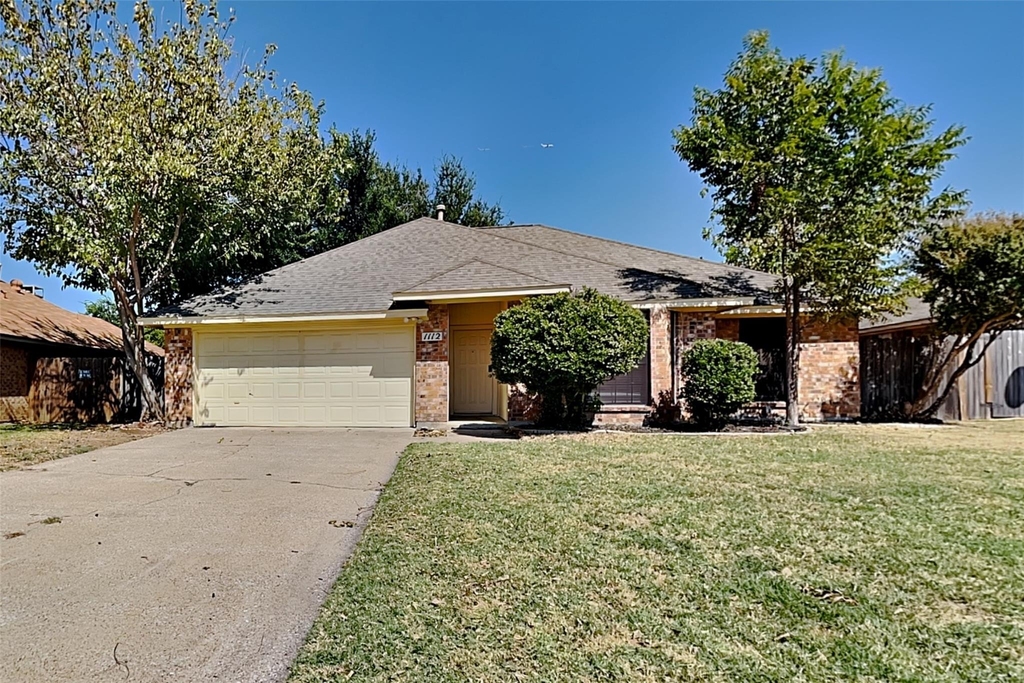 1112 Colony Street - Photo 0