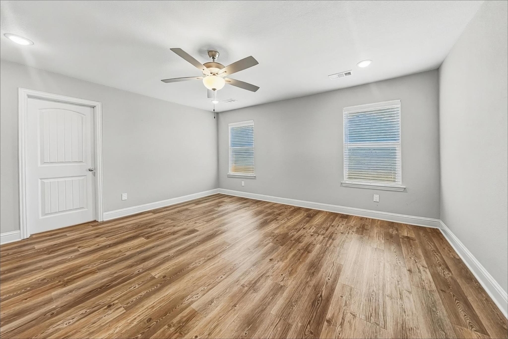 2816 Orchid Drive - Photo 7