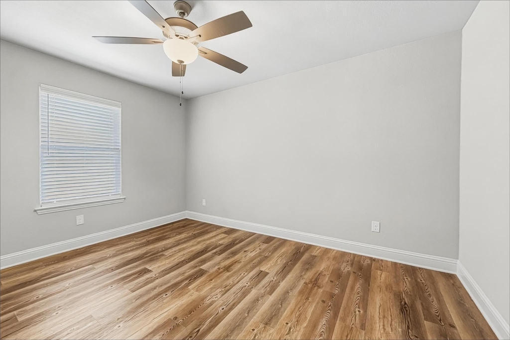 2816 Orchid Drive - Photo 12