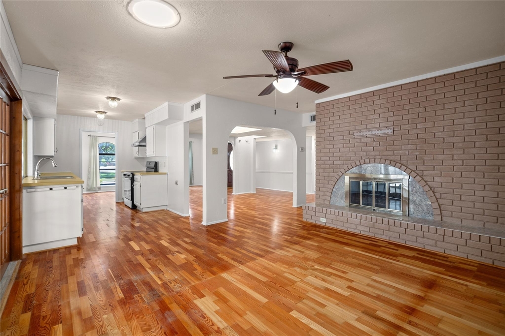 2801 Clover Valley Drive - Photo 5