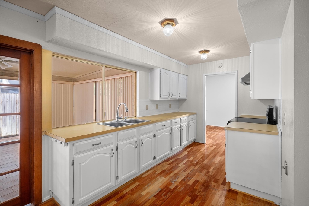 2801 Clover Valley Drive - Photo 3