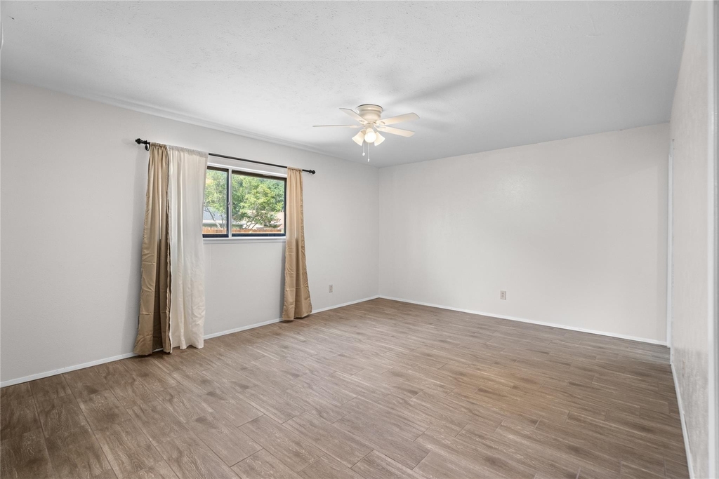 2801 Clover Valley Drive - Photo 11