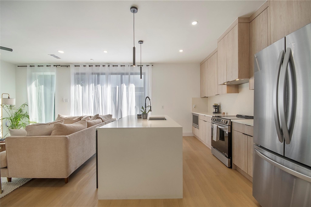 7336 Flyers Way - Photo 7
