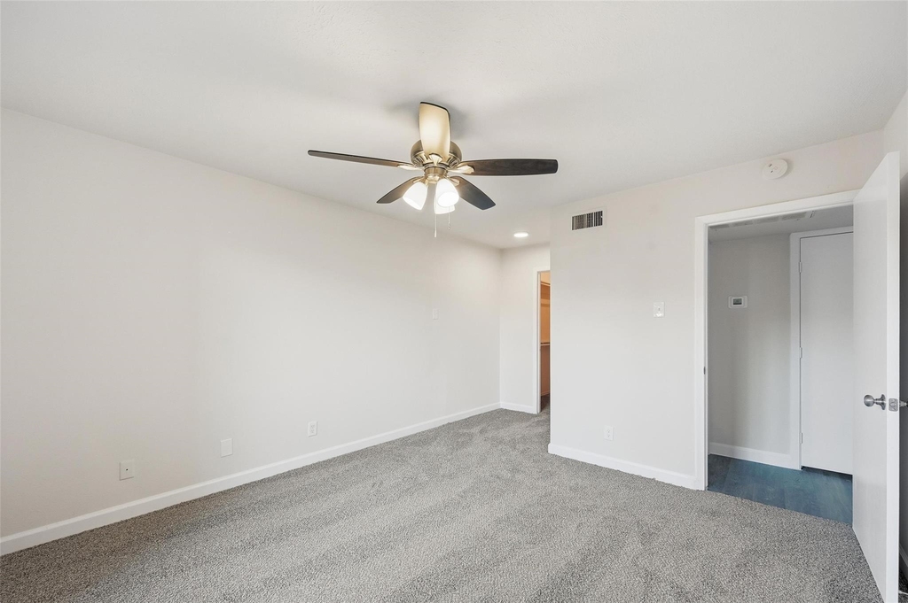 4859 Cedar Springs Road - Photo 21