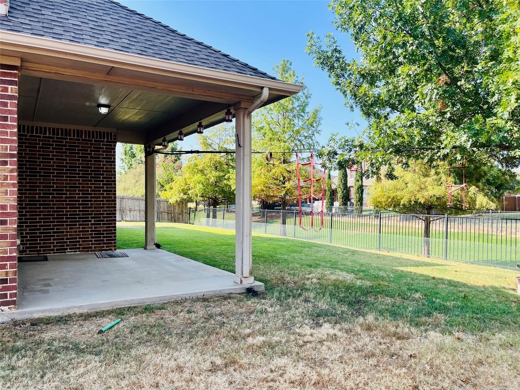 6165 Larkspur Lane - Photo 32