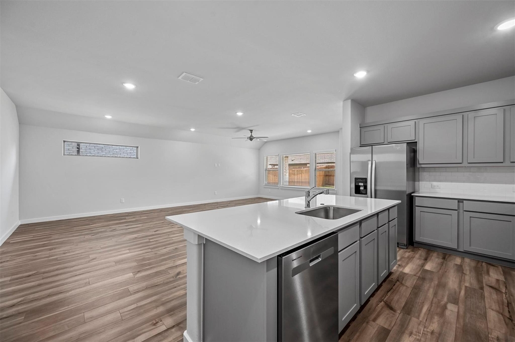 605 Wild Goose Lane - Photo 9