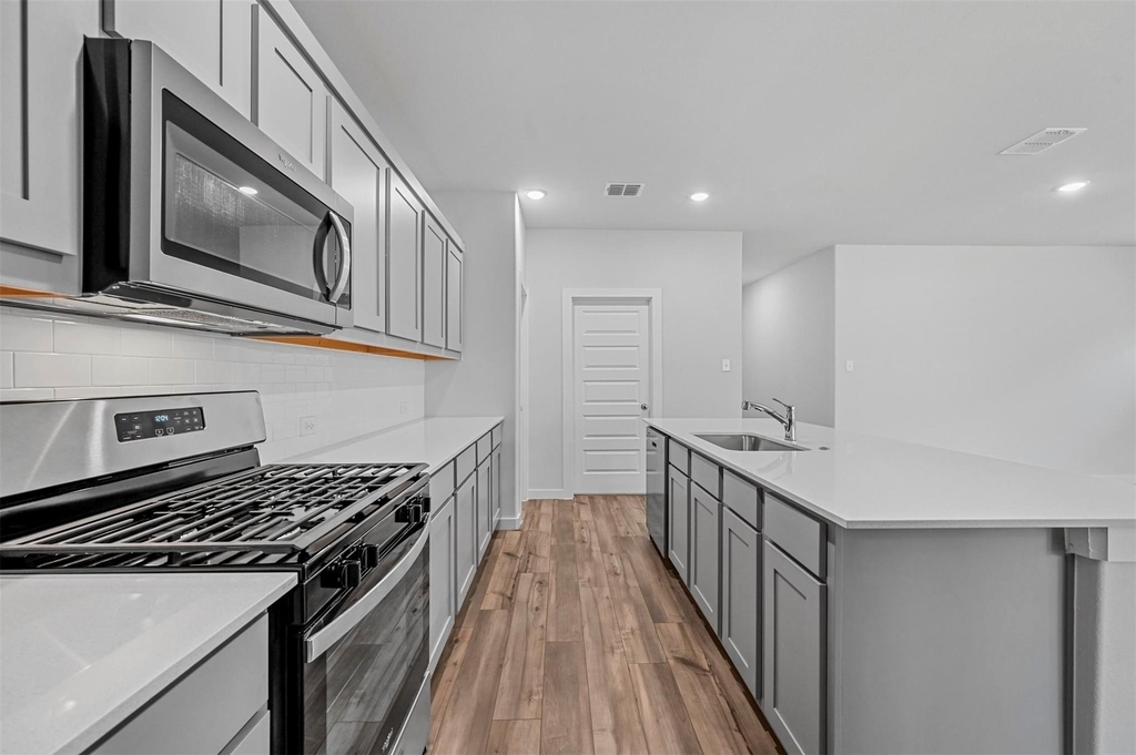 605 Wild Goose Lane - Photo 8