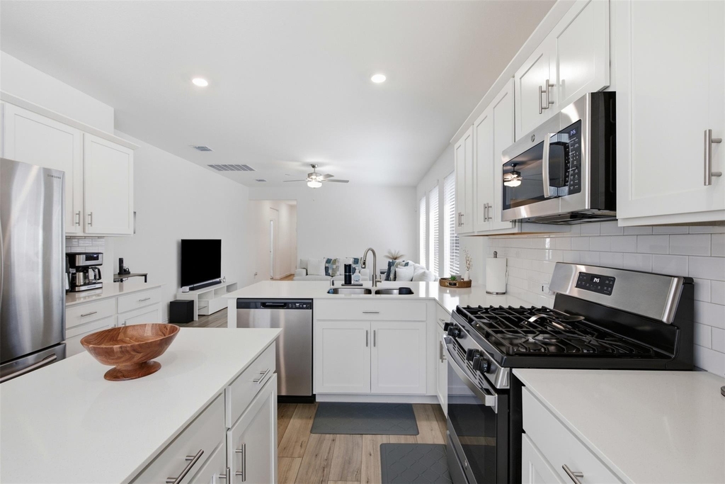 1121 Western Yarrow Avenue - Photo 16