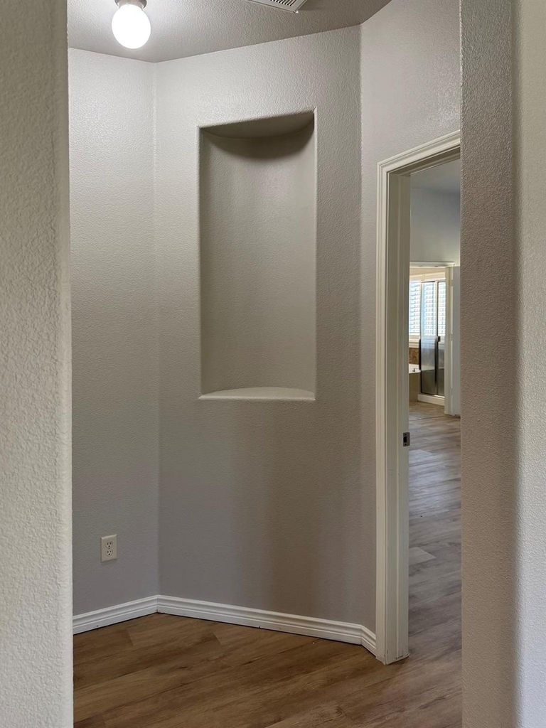 1113 Seguin Road - Photo 7