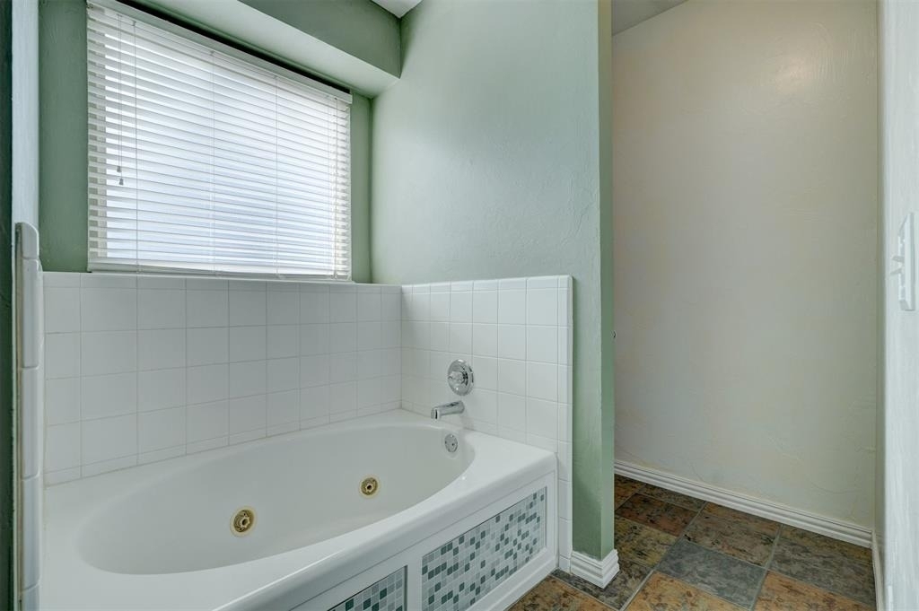 11016 Nw 104th Terrace - Photo 19