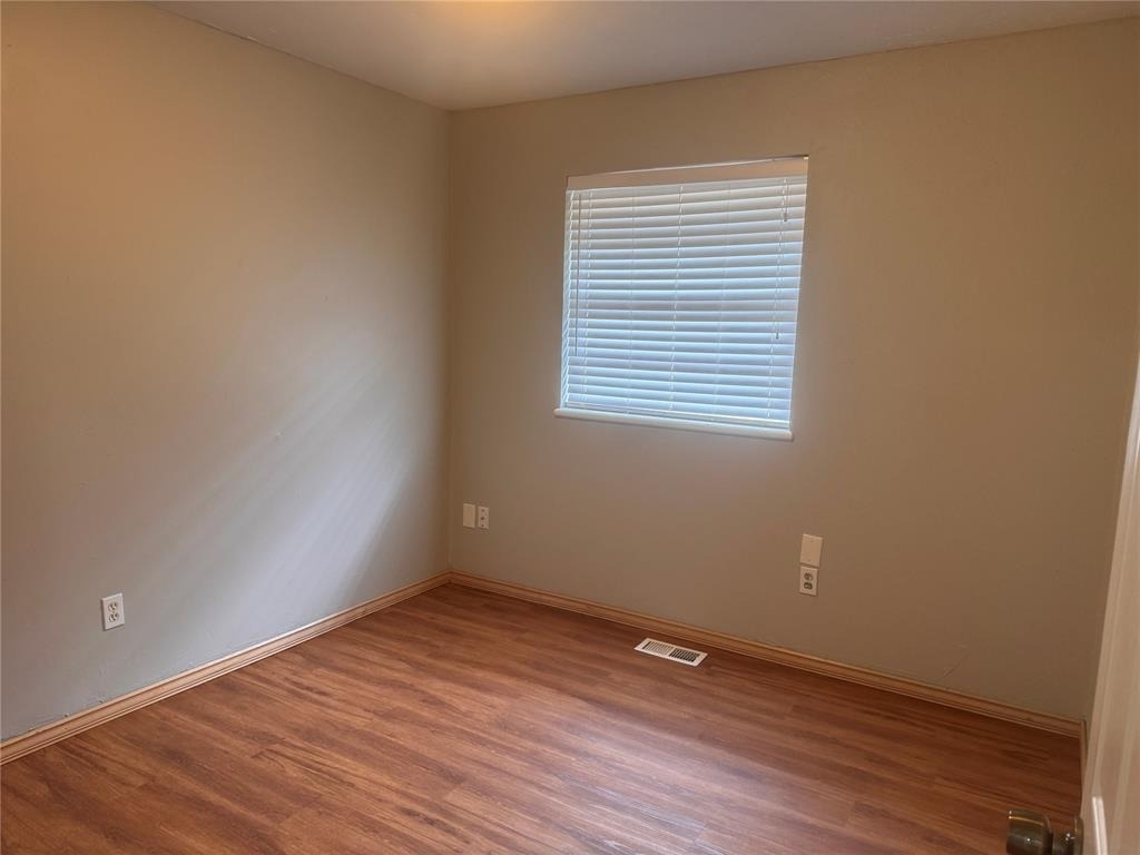 117 Ann Arbor Drive - Photo 4