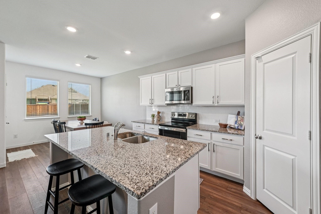 11600 Silver Queen Drive - Photo 10