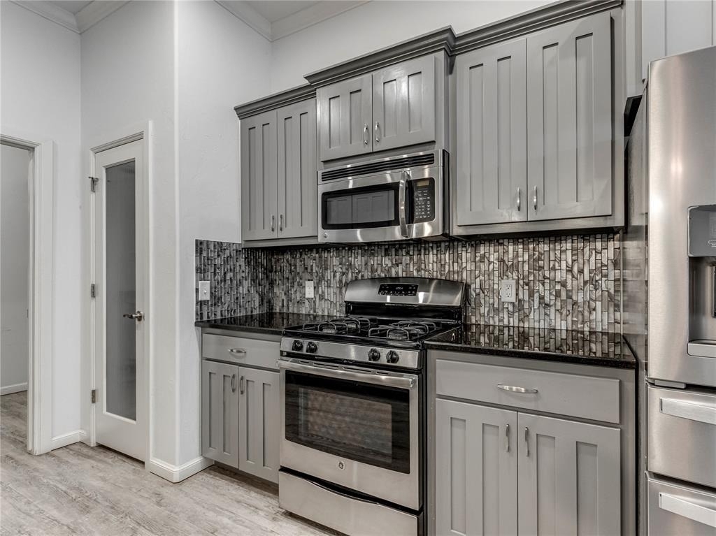 18316 Bridlington Drive - Photo 11