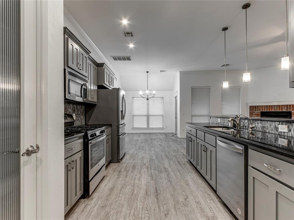18316 Bridlington Drive - Photo 12