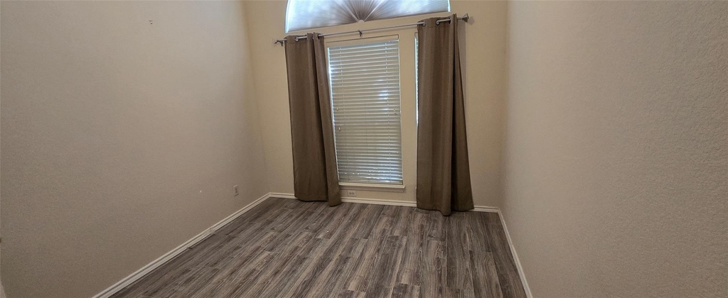 2205 Chapman Drive - Photo 12