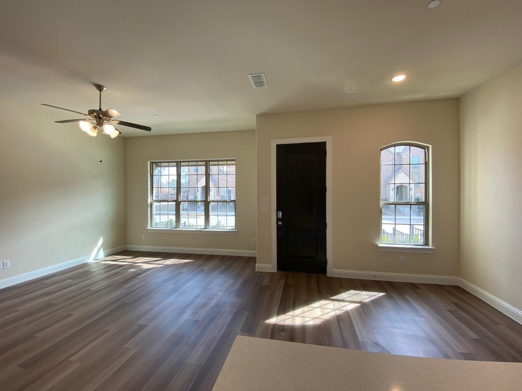 6245 Rainbow Valley Place - Photo 4