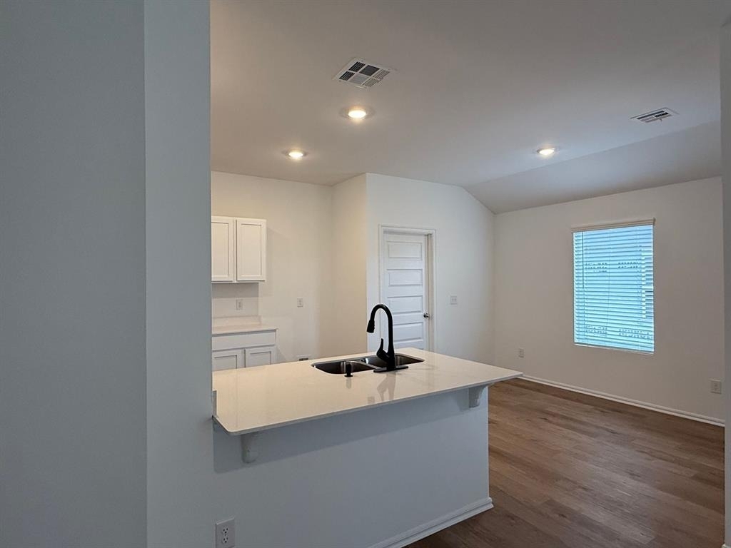 644 Sw 11th Street - Photo 4