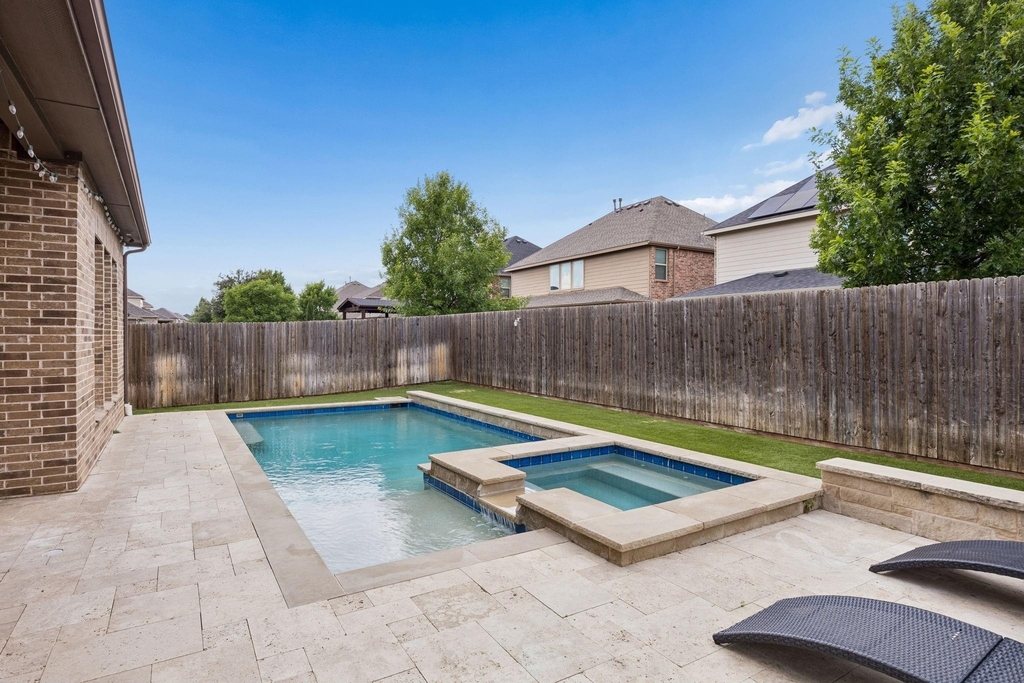 908 Mist Flower Drive - Photo 7