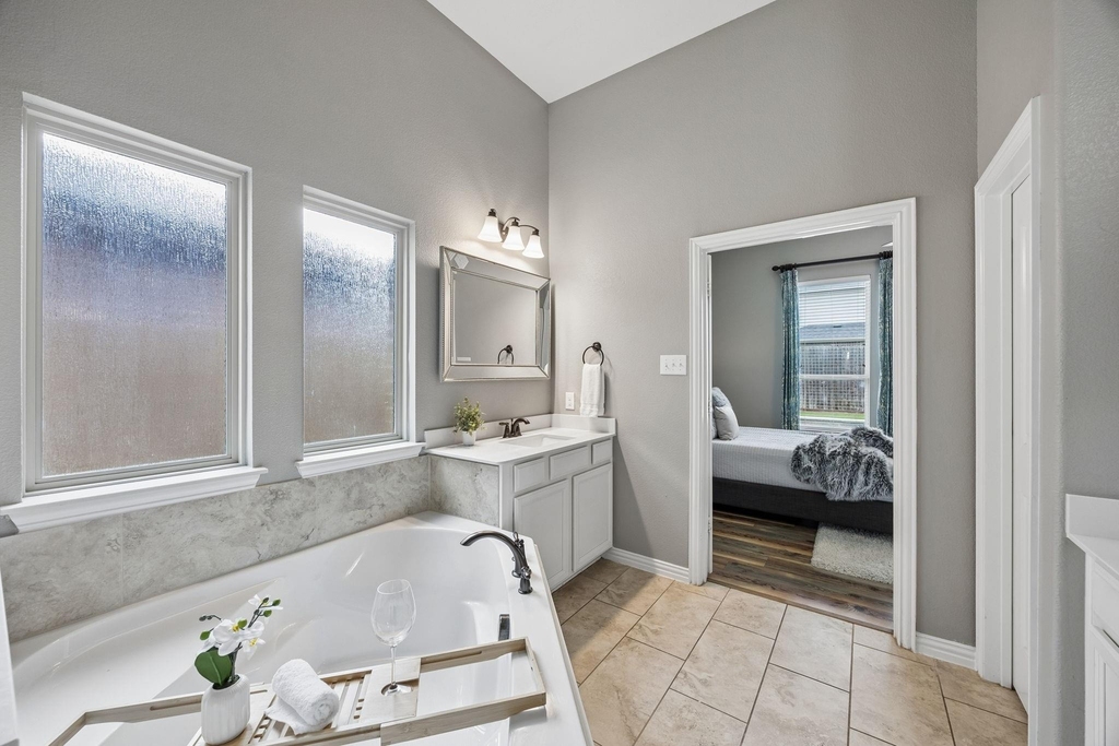 908 Mist Flower Drive - Photo 25
