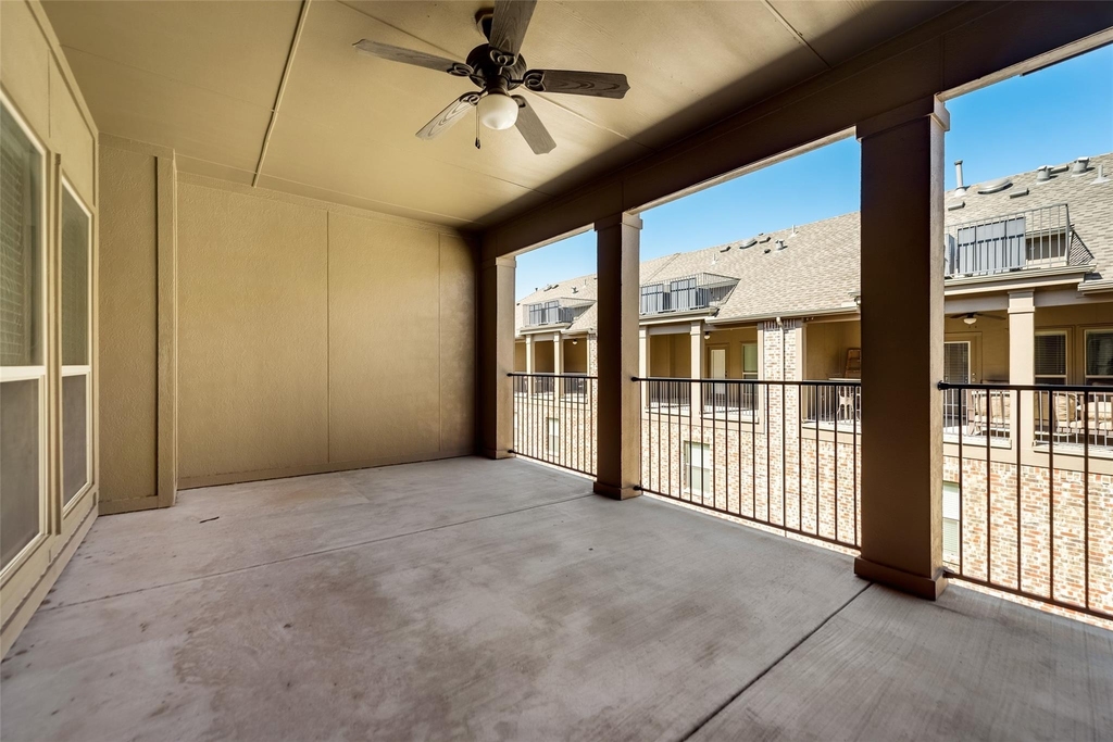 5745 Headquarters Drive - Photo 23