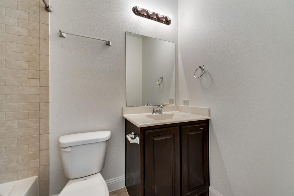 5745 Headquarters Drive - Photo 13