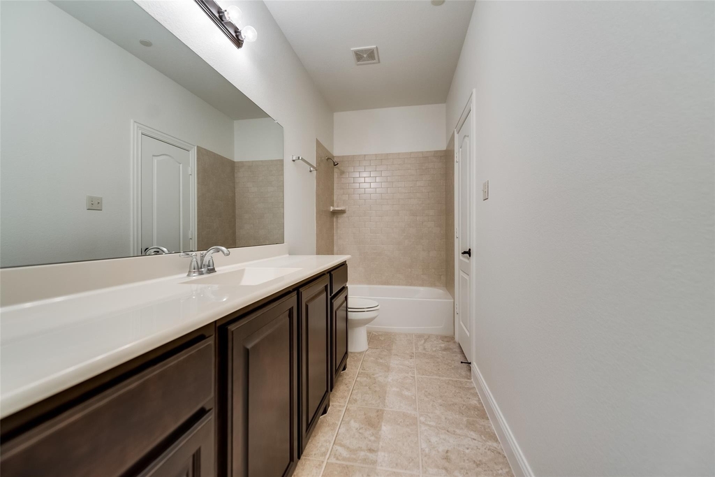 5745 Headquarters Drive - Photo 22