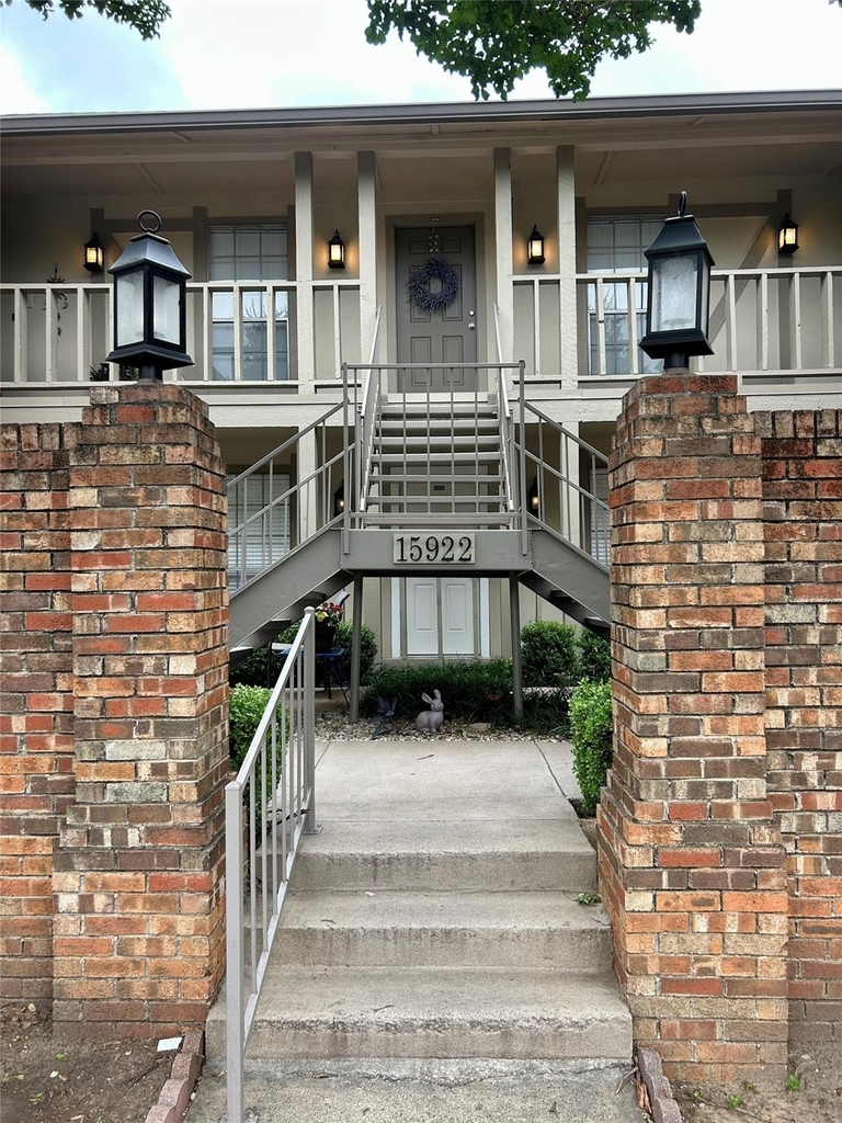15922 Stillwood Street - Photo 1