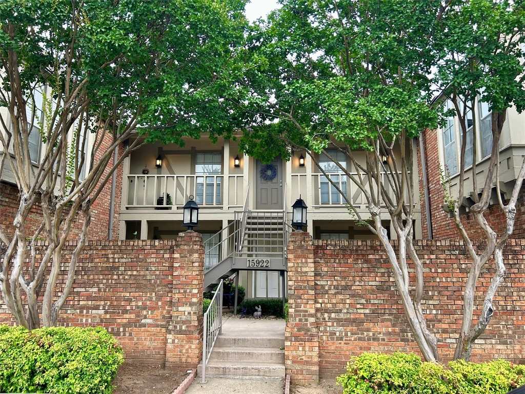 15922 Stillwood Street - Photo 0