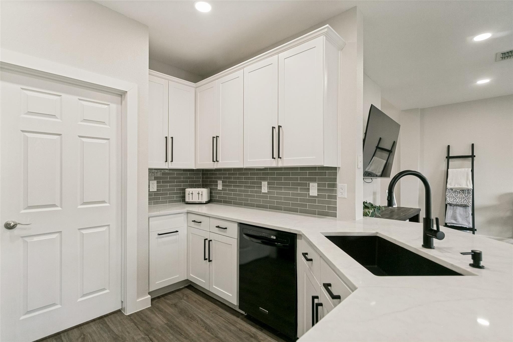 4603 Penelope Lane - Photo 5