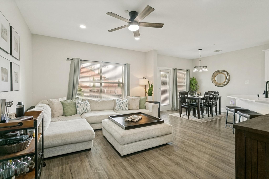 4603 Penelope Lane - Photo 3