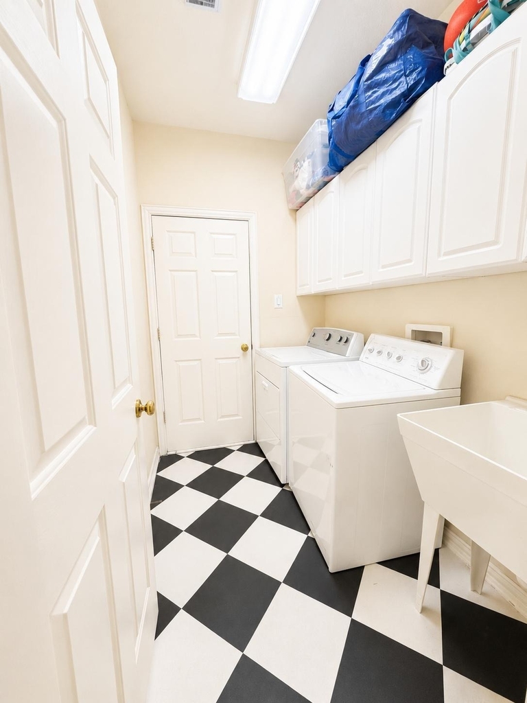 18283 Meandering Way - Photo 20
