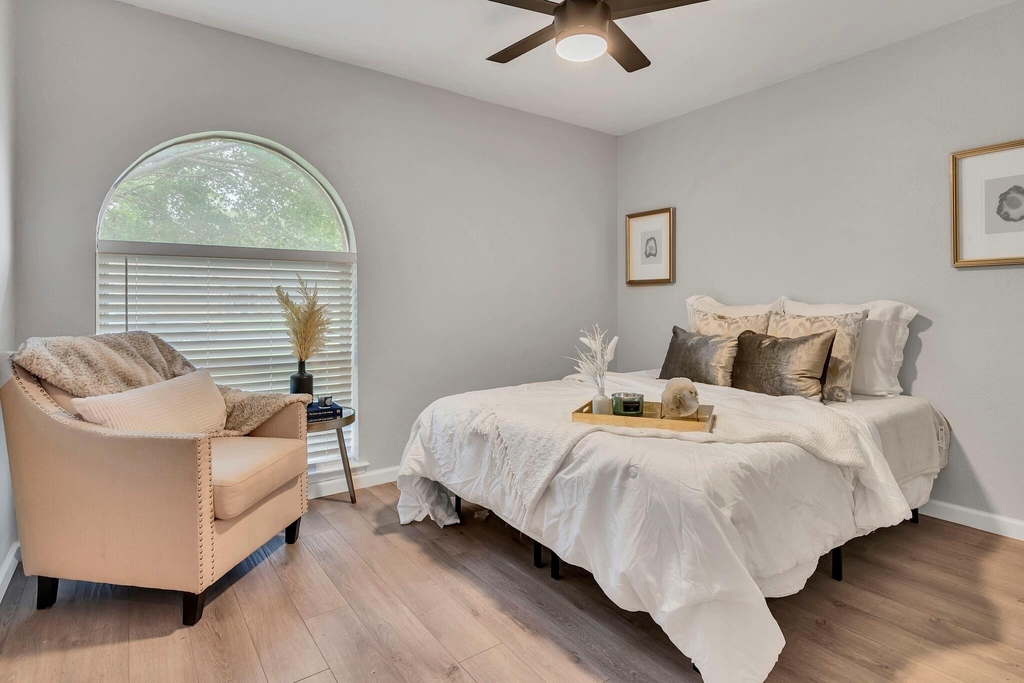 305 Northglen Drive - Photo 17