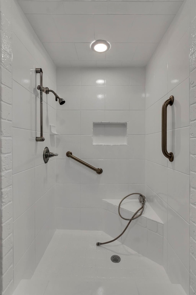 305 Northglen Drive - Photo 15